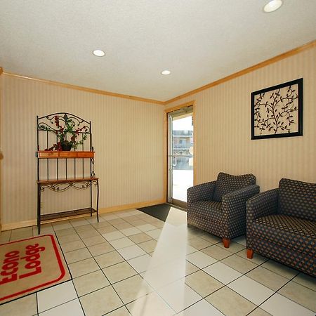 Rodeway Inn West Dodge Omaha Beltér fotó