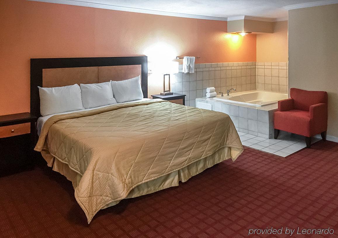 Rodeway Inn West Dodge Omaha Kültér fotó
