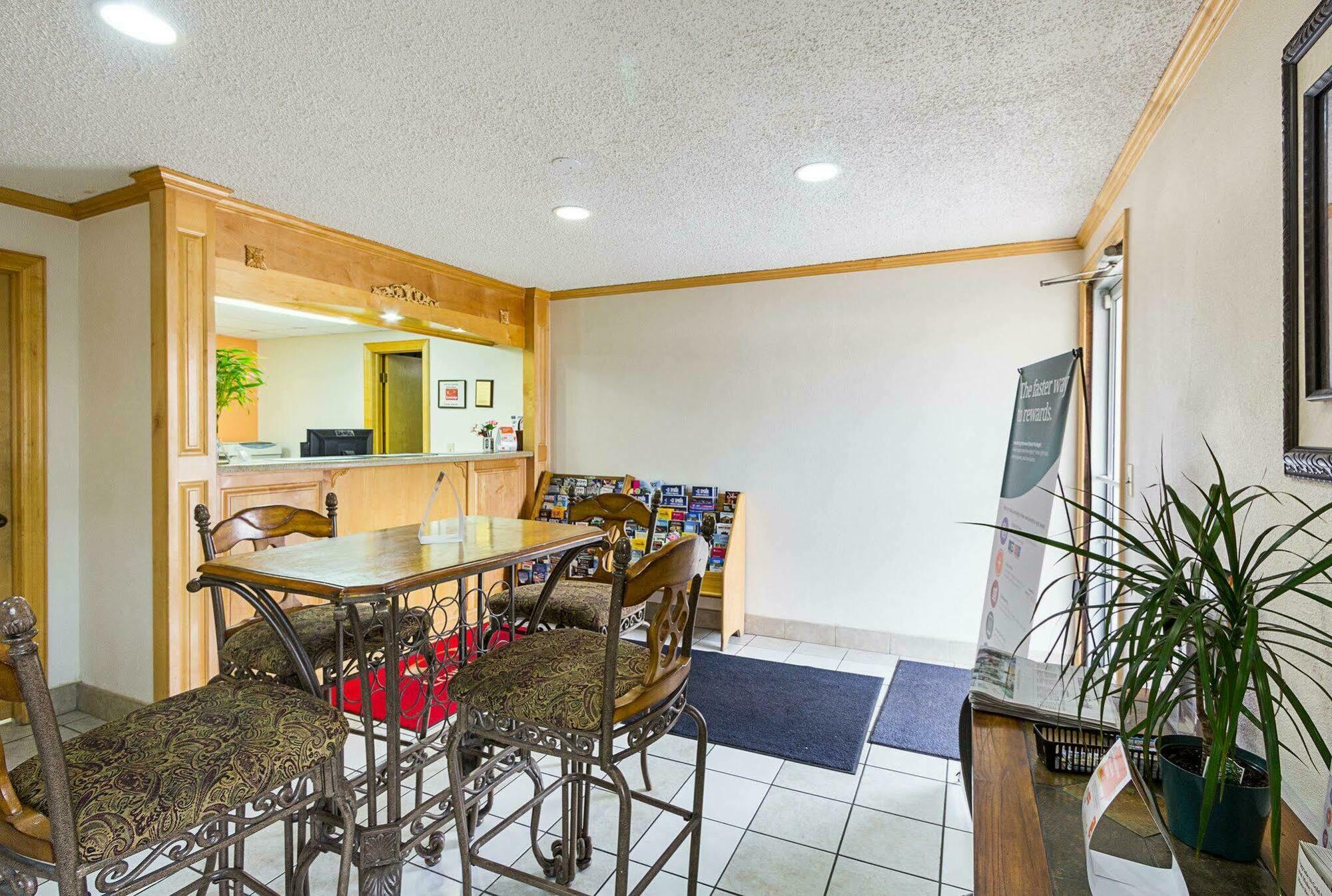 Rodeway Inn West Dodge Omaha Kültér fotó